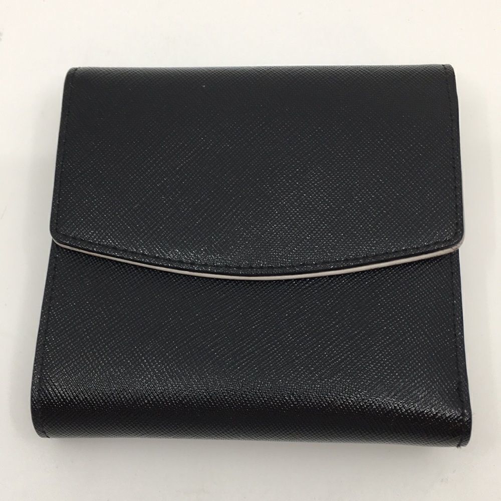 14th & Union Black Pebbled Trifold Wallet with Silver Accent